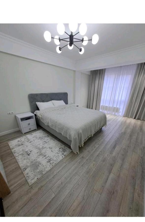 Airport 24&24 Car Parking Apartment Chisinau Bagian luar foto
