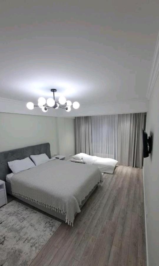 Airport 24&24 Car Parking Apartment Chisinau Bagian luar foto